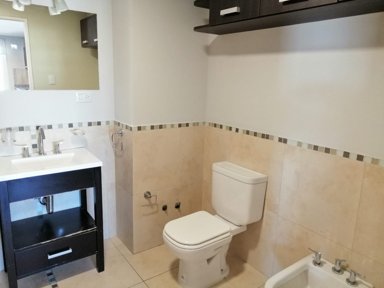 DEPARTAMENTO 2 DORMITORIOS CON COCHERA EN ALQUILER 