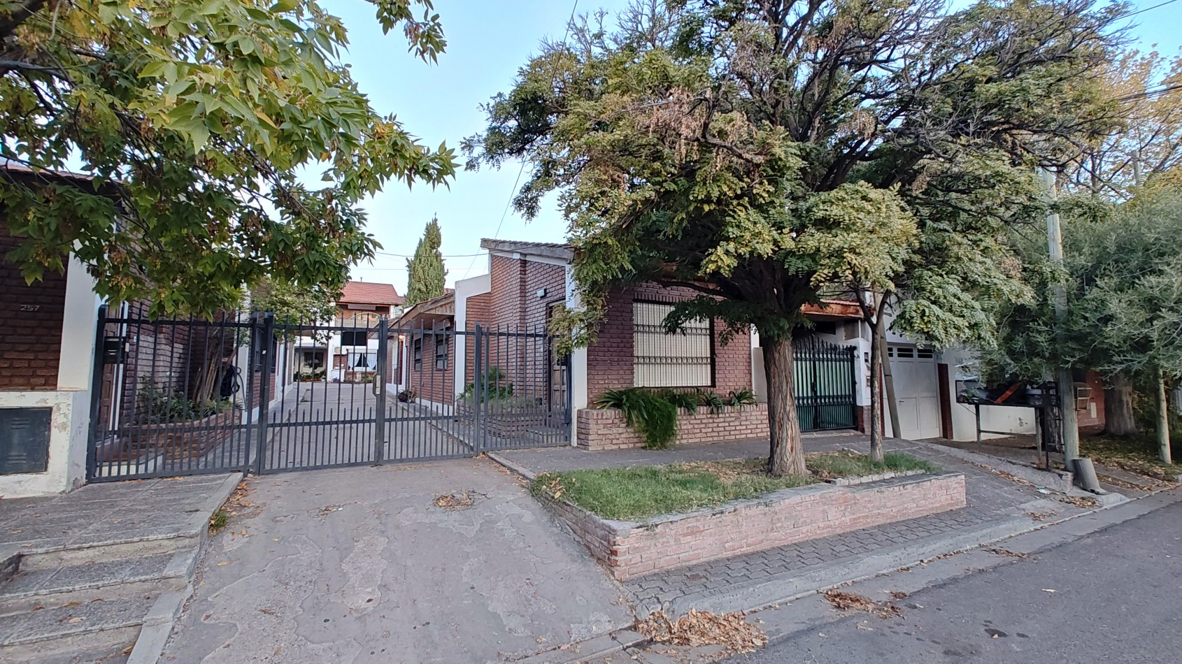 DUPLEX 3 DORMITORIOS EN PLANTA EN ALQUILER 