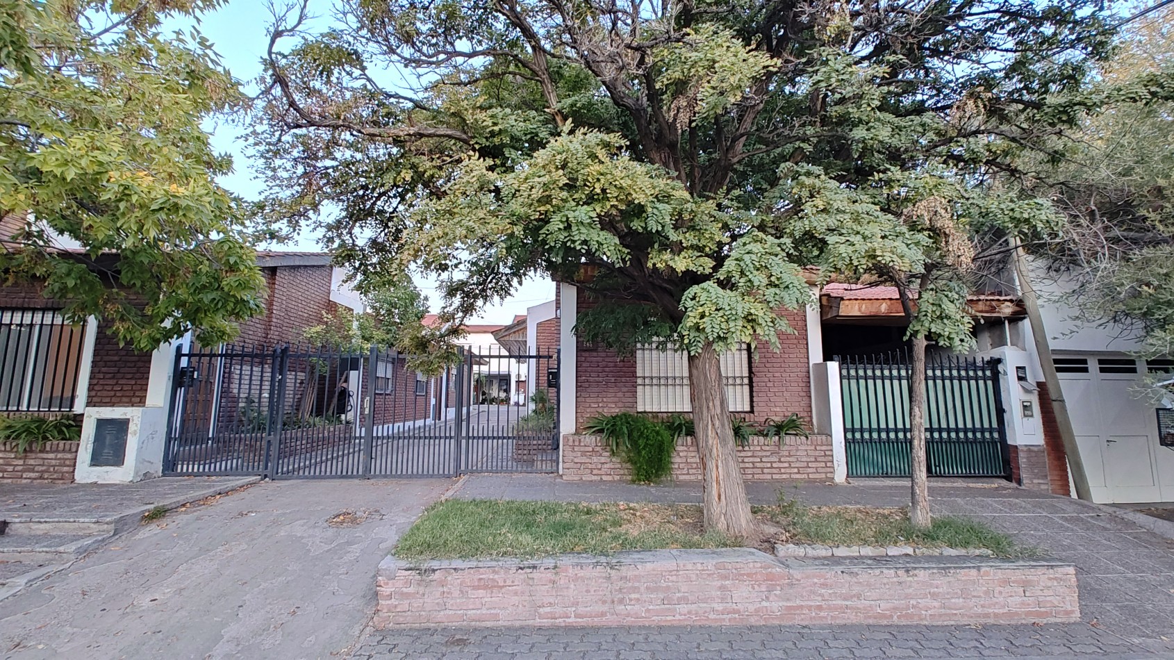 DUPLEX 3 DORMITORIOS EN PLANTA EN ALQUILER 
