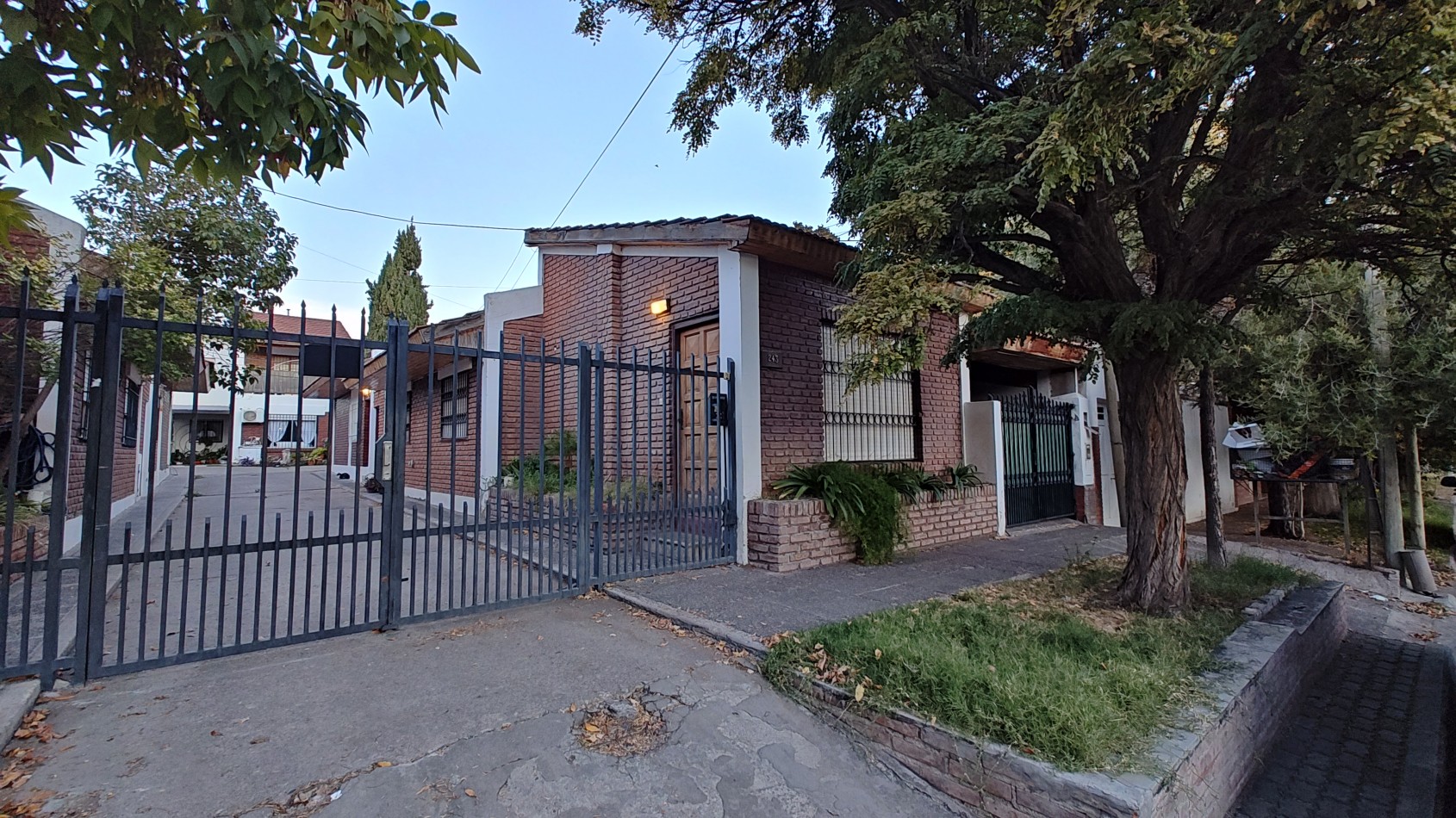 DUPLEX 3 DORMITORIOS EN PLANTA EN ALQUILER 