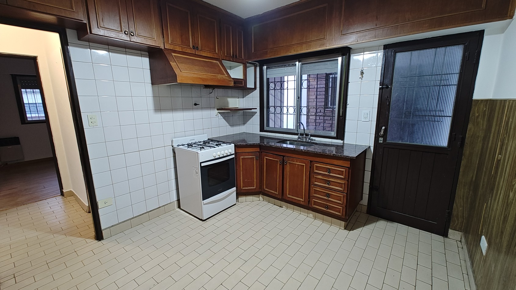 DUPLEX 3 DORMITORIOS EN PLANTA EN ALQUILER 