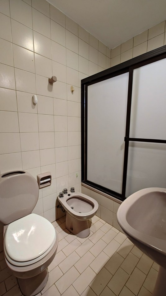 DUPLEX 3 DORMITORIOS EN PLANTA EN ALQUILER 