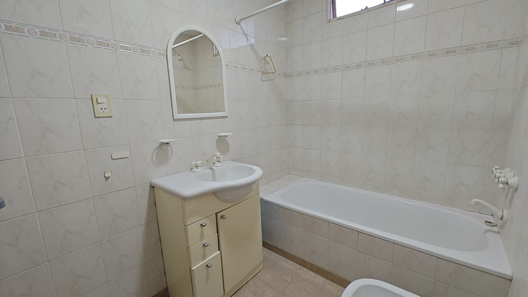 DEPARTAMENTO 1 DORMITORIO - PLENO CENTRO NEUQUEN